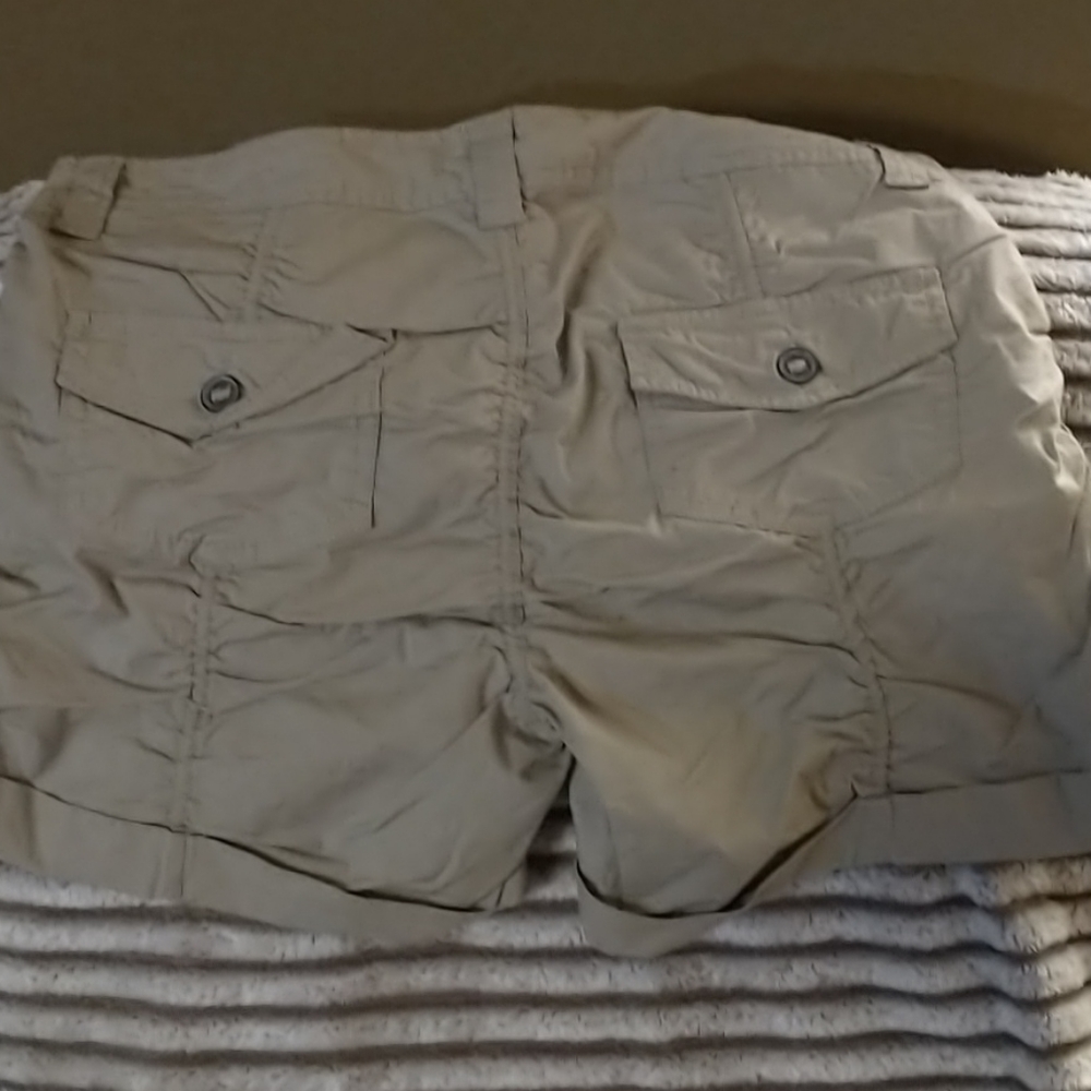 Khaki beige shorts size 11 Junior